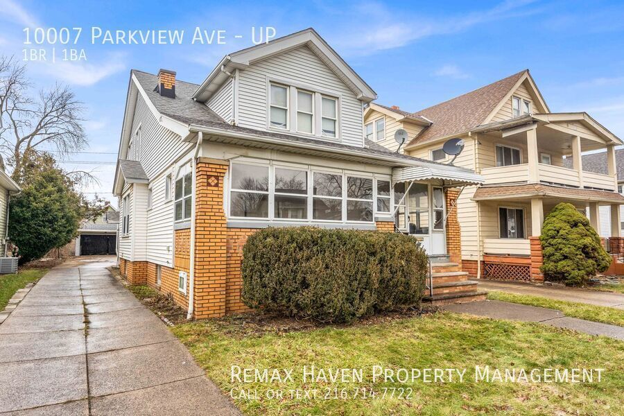 10007 Parkview Ave | UP, Garfield Heights - Spacious 1-bed 1-bath multi-family home!  property image