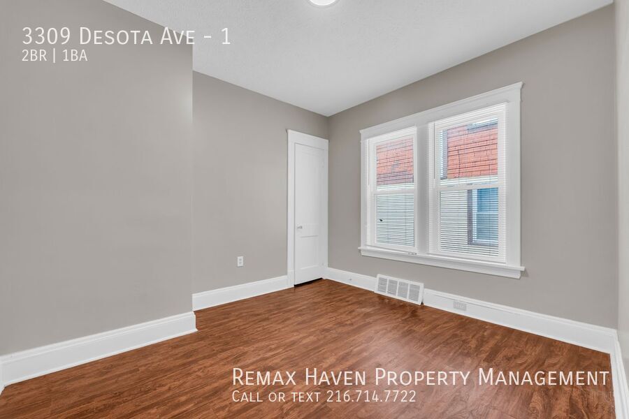 3309 Desota Ave | Unit 1, Cleveland Heights - Spacious 2-bed 1-bath multi-family home!  property image