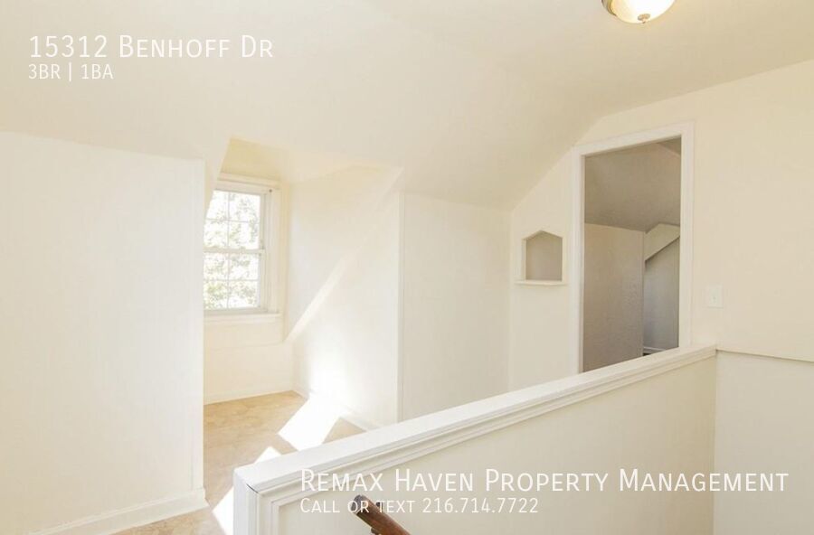 15312 Benhoff Dr, Maple Heights - Spacious 3-bed 1-bath single-family home! property image