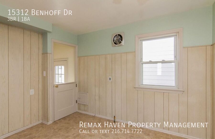 15312 Benhoff Dr, Maple Heights - Spacious 3-bed 1-bath single-family home! property image