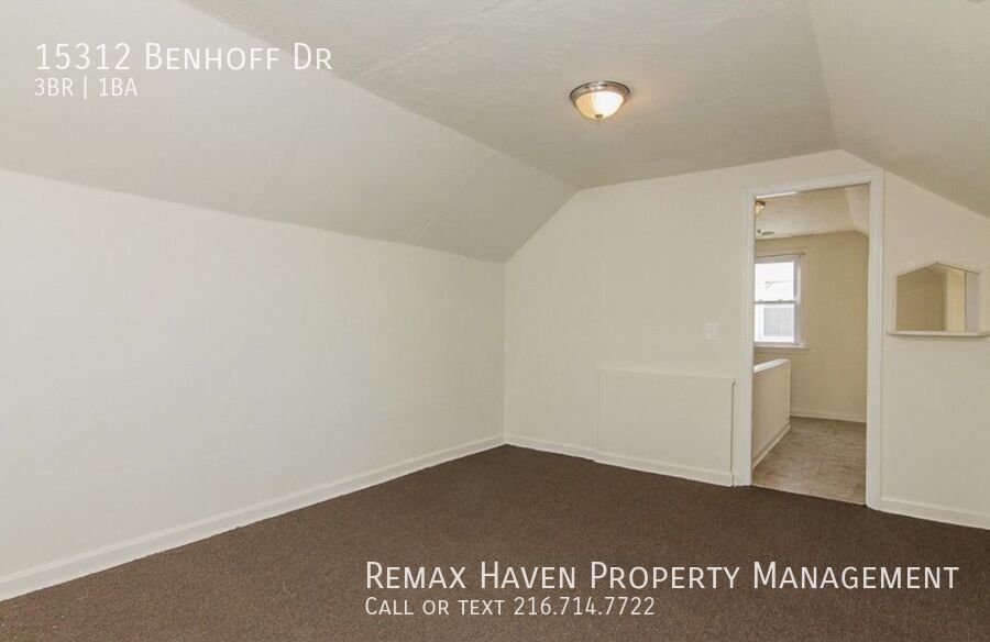 15312 Benhoff Dr, Maple Heights - Spacious 3-bed 1-bath single-family home! property image