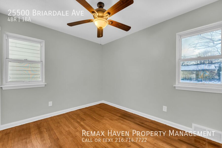 25500 Briardale Ave, Euclid - Spacious 4-bed 1 -bath single-family home! property image