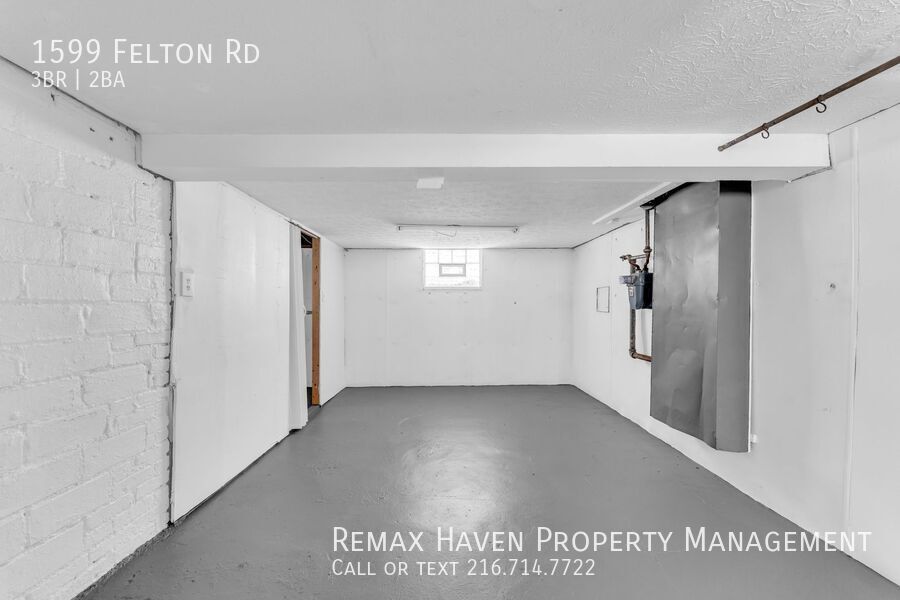 1599 Felton Rd, South Euclid - Spacious 3-bed 1.5 -bath single-family home! property image