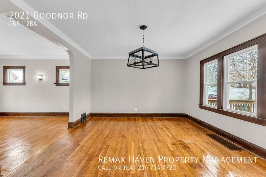2021 Goodnor Rd, Cleveland Heights - Spacious 4-bed 1.5-bath single-family home! property image