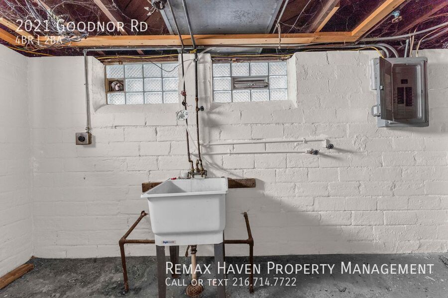 2021 Goodnor Rd, Cleveland Heights - Spacious 4-bed 1.5-bath single-family home! property image