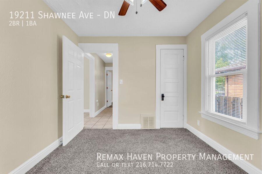 19211 Shawnee Ave | DN, Cleveland - Spacious 2 bed 1 bath multi-family home! property image