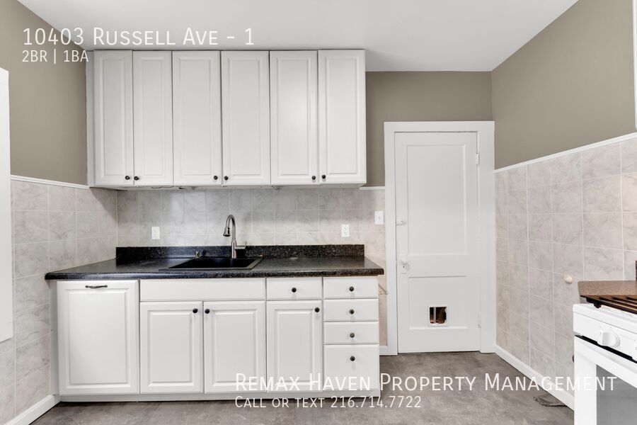 10403 Russell Ave | Unit 1, Garfield Heights - Welcome to this recently renovated 2-bedroom, 1-bath home located on a quiet residential street in Garfield Heights, Ohio. property image
