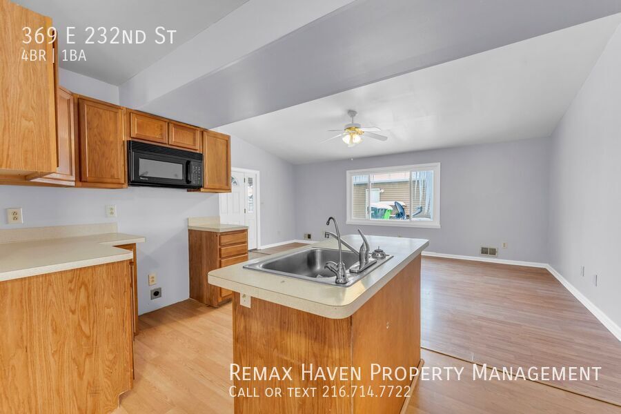 369 E 232nd St, Euclid - Spacious 4-bed 1 -bath single-family home with air conditioning! property image