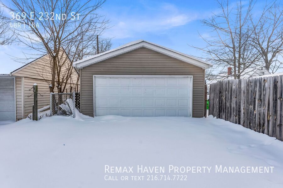 369 E 232nd St, Euclid - Spacious 4-bed 1 -bath single-family home with air conditioning! property image