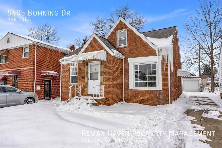 9405 Bohning Dr, Garfield Heights - Spacious 3-bed 1 -bath single-family home! property image