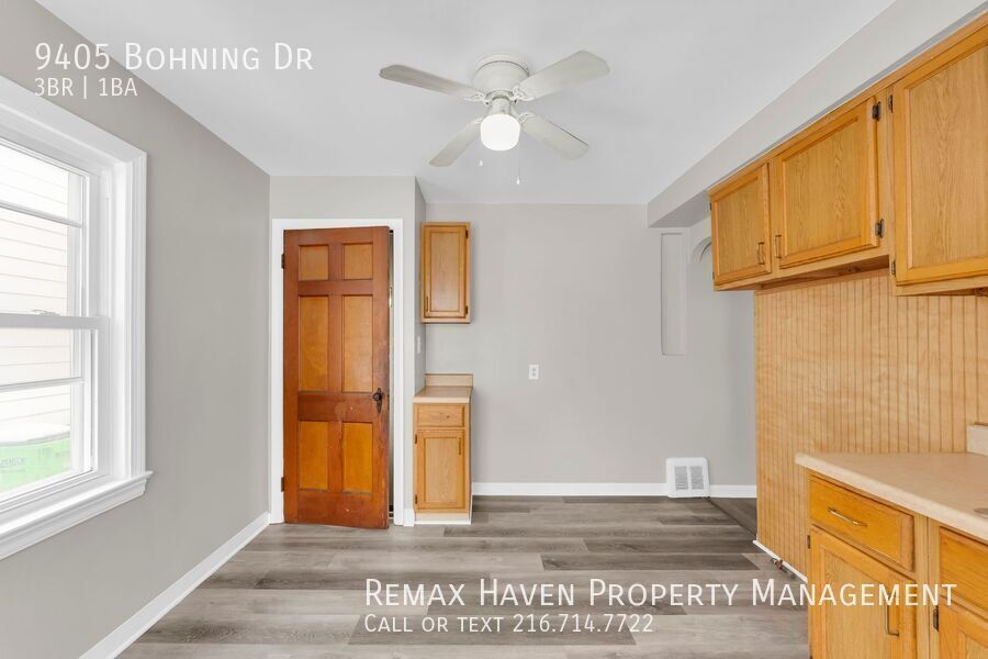 9405 Bohning Dr, Garfield Heights - Spacious 3-bed 1 -bath single-family home! property image