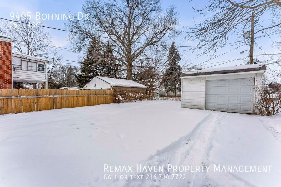 9405 Bohning Dr, Garfield Heights - Spacious 3-bed 1 -bath single-family home! property image