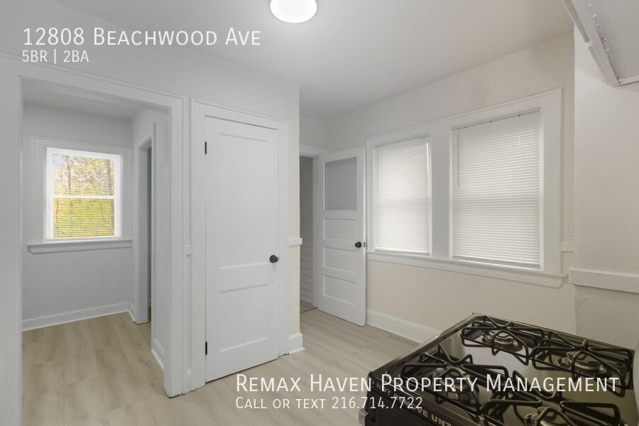 12808 Beachwood Ave, Cleveland - Spacious 5-bed 2-bath single-family home! property image