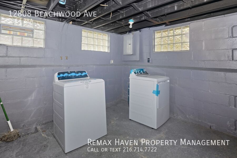 12808 Beachwood Ave, Cleveland - Spacious 5-bed 2-bath single-family home! property image