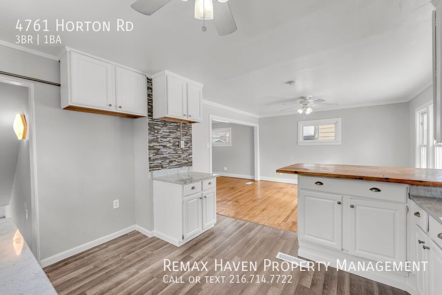 4761 Horton Rd, Garfield Heights - Spacious 3-bed 1-bath single-family home! property image