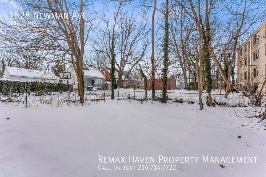 1528 Newman Ave, Lakewood - Spacious 3-bed 2-bath single-family home! property image