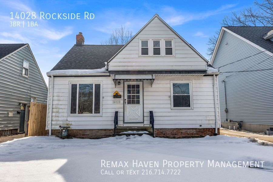 14028 Rockside Rd, Maple Heights - Spacious 3-bed 1-bath single-family home! property image