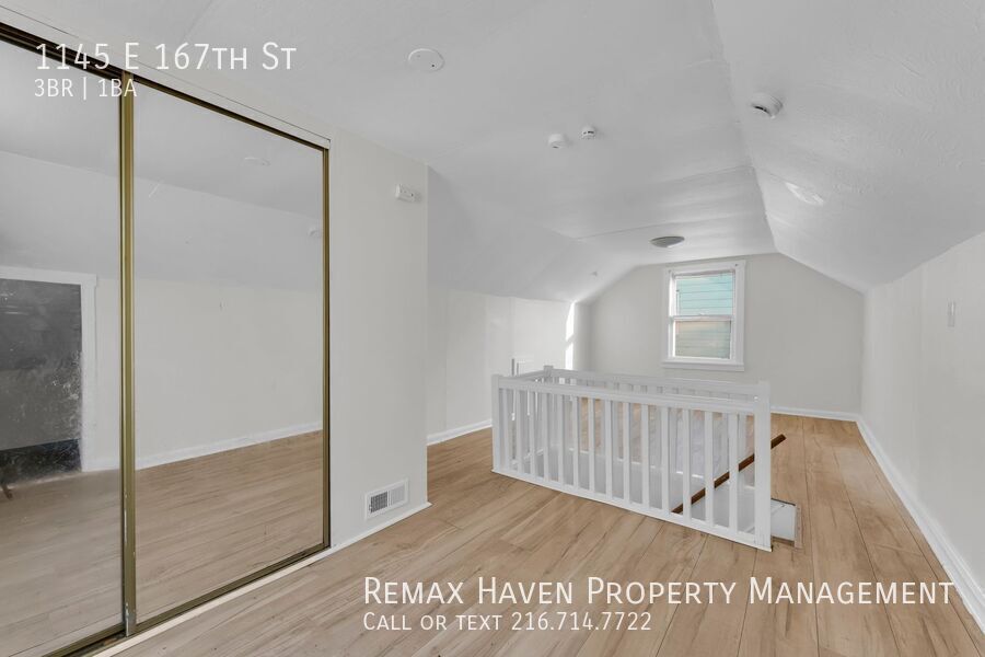 1145 E 167th St, Cleveland - Spacious 3-bed 1-bath single-family home! property image