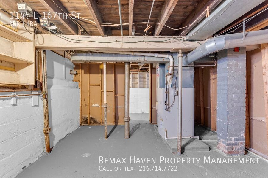 1145 E 167th St, Cleveland - Spacious 3-bed 1-bath single-family home! property image