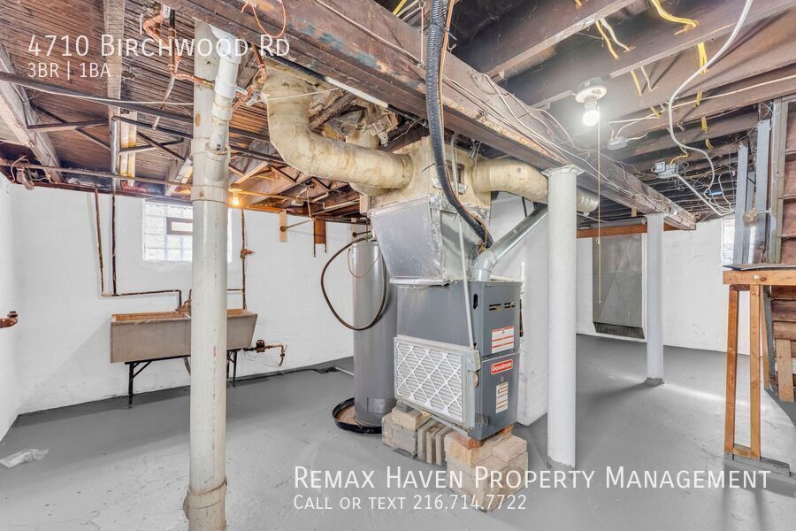 4710 Birchwood Rd, Garfield Heights - Spacious 3-bed 1-bath single-family home! property image