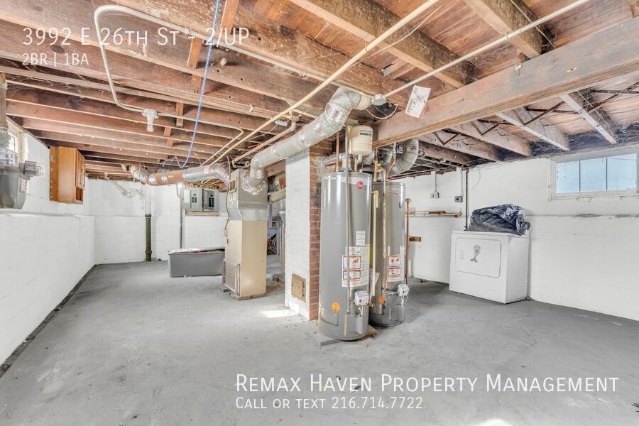 3992 E 26th St | UP, Newburgh Heights - Spacious 2-bed 1-bath multi-family home!  property image