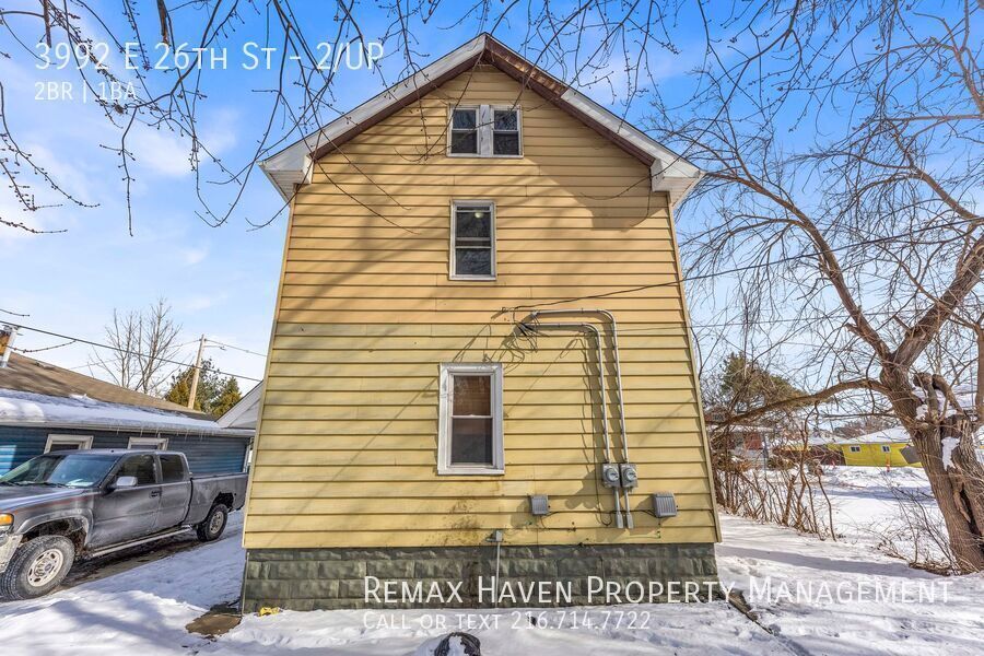 3992 E 26th St | UP, Newburgh Heights - Spacious 2-bed 1-bath multi-family home!  property image