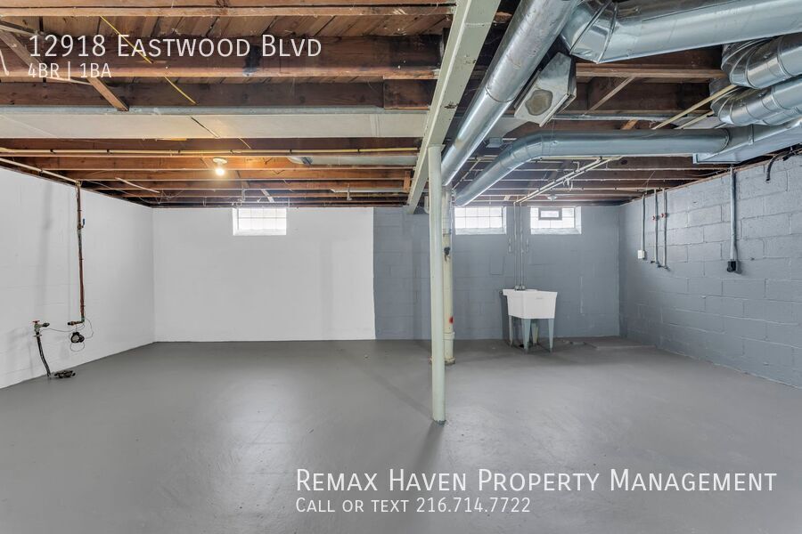 12918 Eastwood Blvd, Garfield Heights - Spacious 4-bed 1-bath single-family home! property image