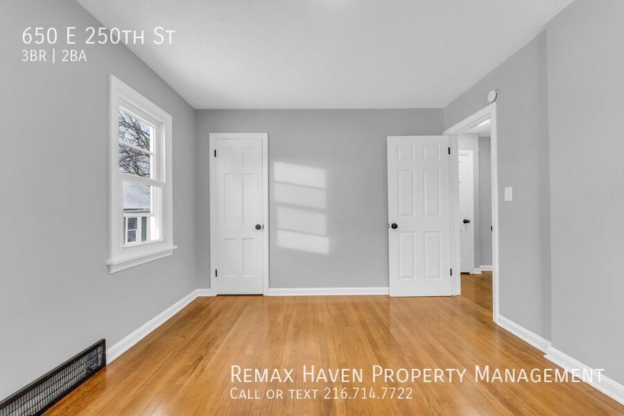 650 E 250th St, Euclid - Spacious 3-bed 2 -bath single-family home! property image