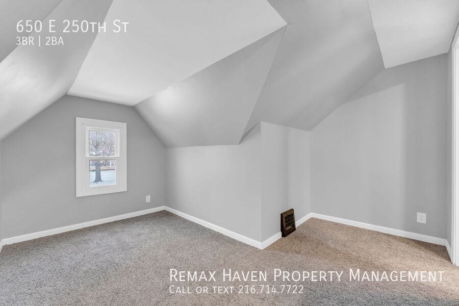 650 E 250th St, Euclid - Spacious 3-bed 2 -bath single-family home! property image