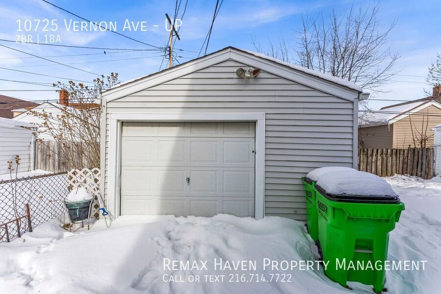 10725 Vernon Ave | UP, Garfield Heights - Spacious 2-bed 1-bath multi-family home! property image