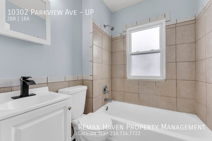 10302 Parview Ave| UP, Garfield Heights - Spacious 2-bed 1-bath multi-family home!  property image