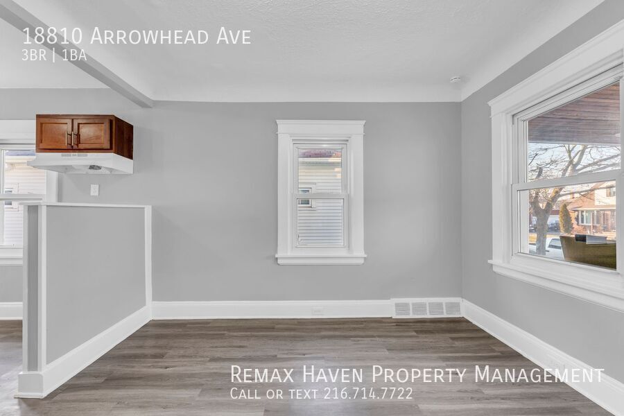 18810 Arrowhead Ave, Cleveland - Spacious 3-bed 1 -bath single-family home! property image