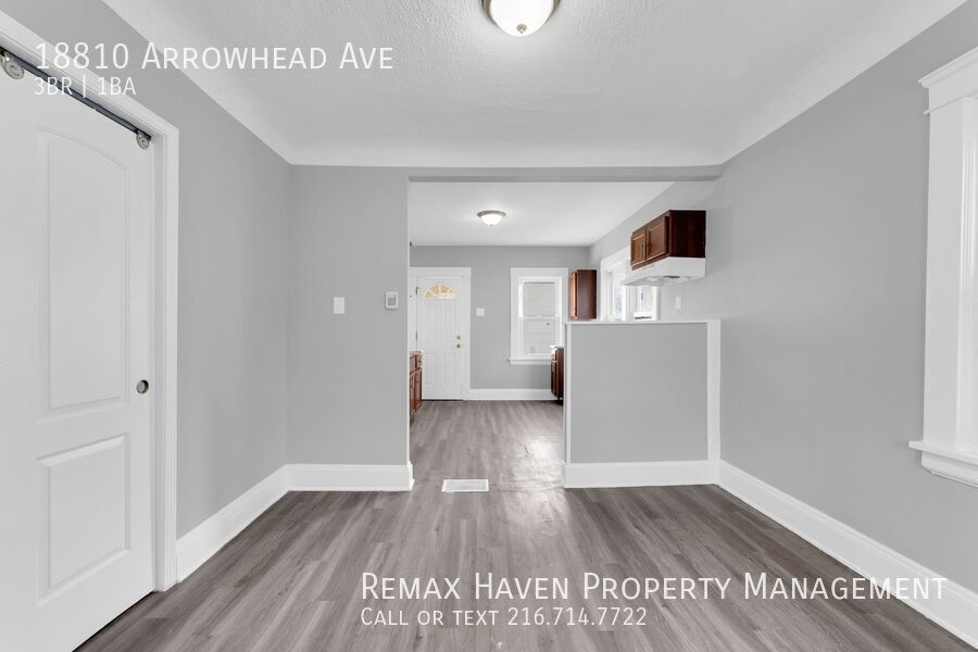18810 Arrowhead Ave, Cleveland - Spacious 3-bed 1 -bath single-family home! property image
