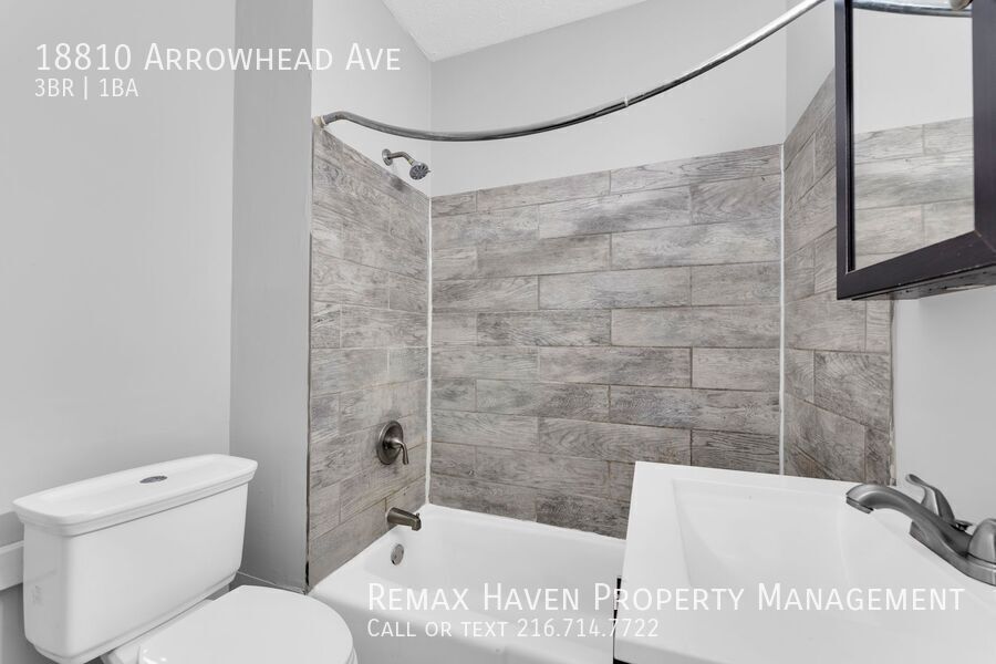 18810 Arrowhead Ave, Cleveland - Spacious 3-bed 1 -bath single-family home! property image