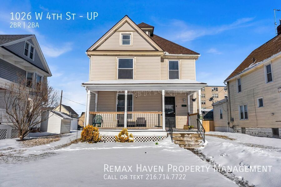 1026 W 4th St | UP, Lorain - Spacious 2-bed 1.5-bath multi-family home!  property image