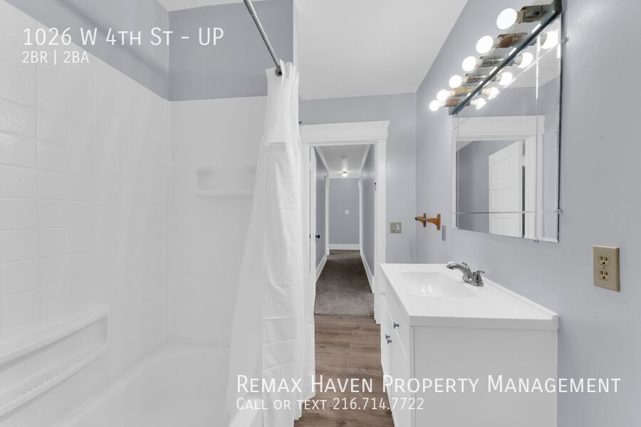 1026 W 4th St | UP, Lorain - Spacious 2-bed 1.5-bath multi-family home!  property image