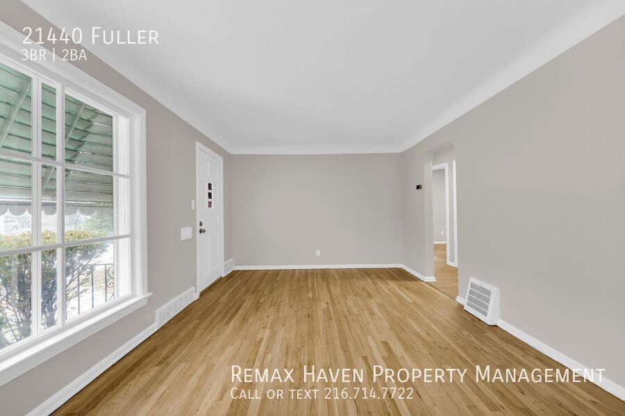 21440 Fuller Ave, Euclid - Spacious 3-bed 2 -bath single-family home! property image