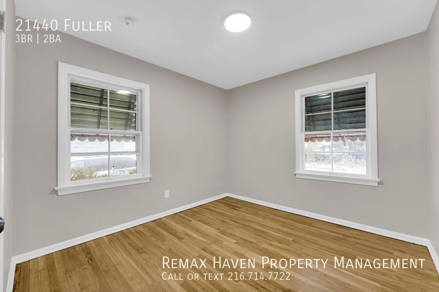 21440 Fuller Ave, Euclid - Spacious 3-bed 2 -bath single-family home! property image