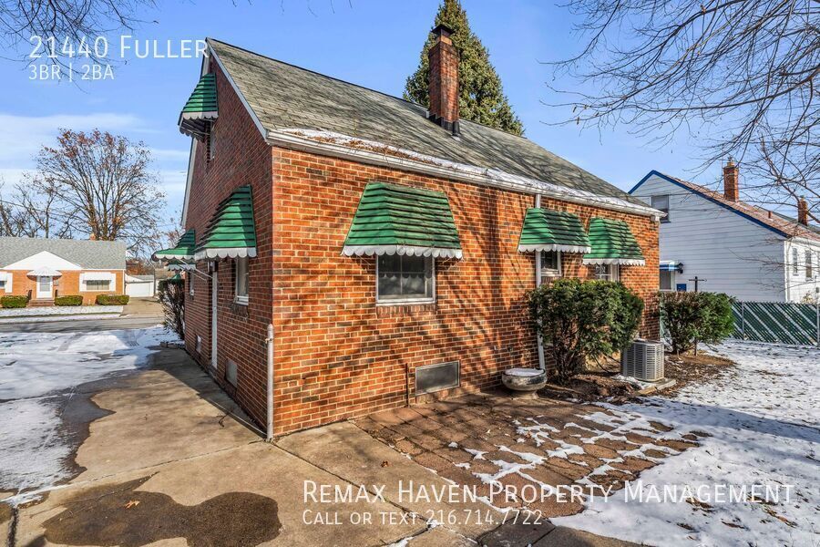21440 Fuller Ave, Euclid - Spacious 3-bed 2 -bath single-family home! property image