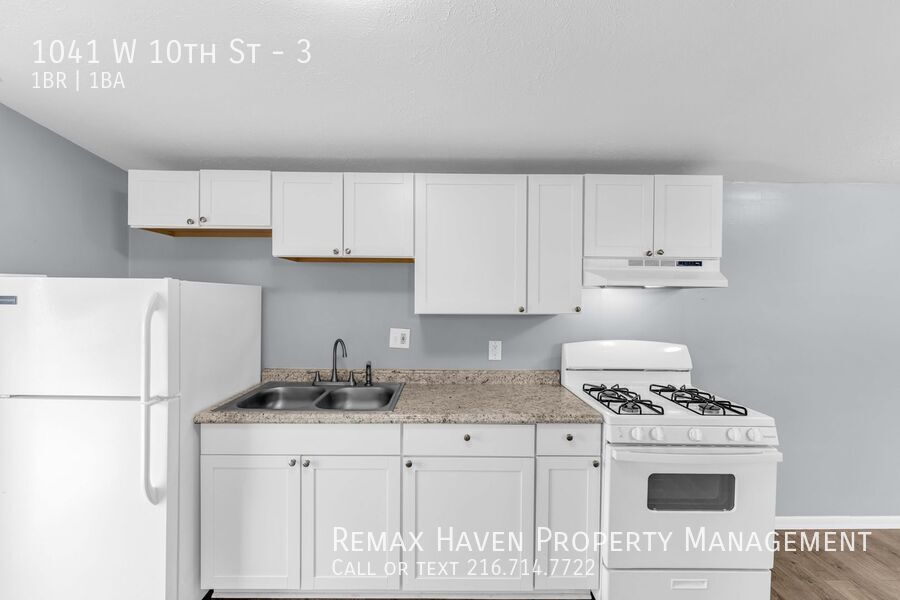 1041 W 10th St | Unit 3, Lorain - Spacious 1-bed 1-bath multi-family home! All utilities included! property image