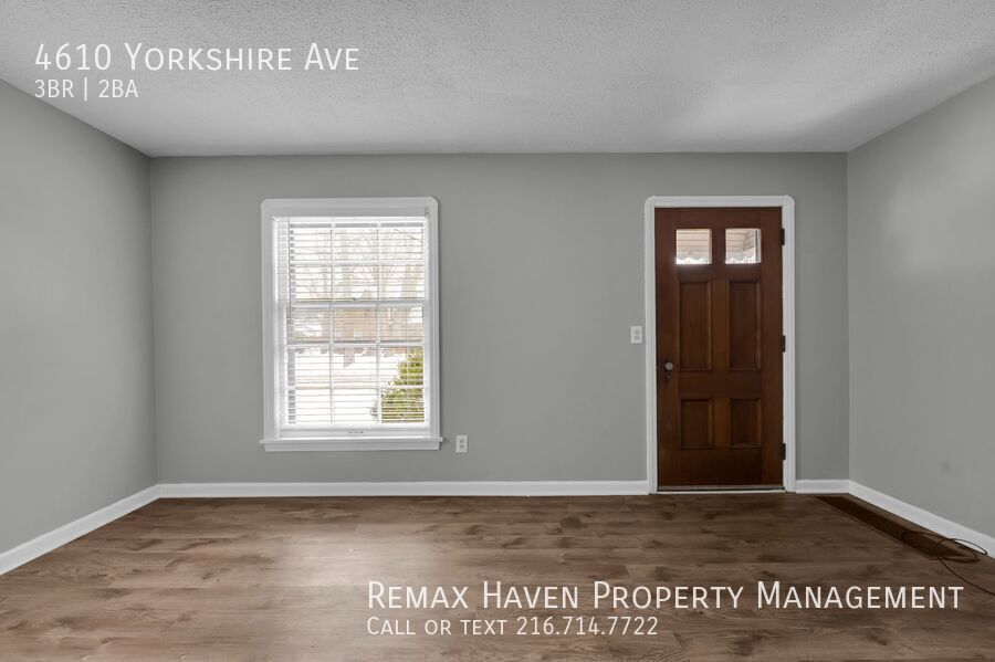 4610 Yorkshire Ave, Parma - Spacious 3-bed 2 -bath single-family home! property image