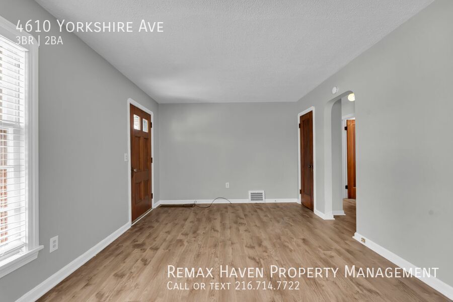 4610 Yorkshire Ave, Parma - Spacious 3-bed 2 -bath single-family home! property image