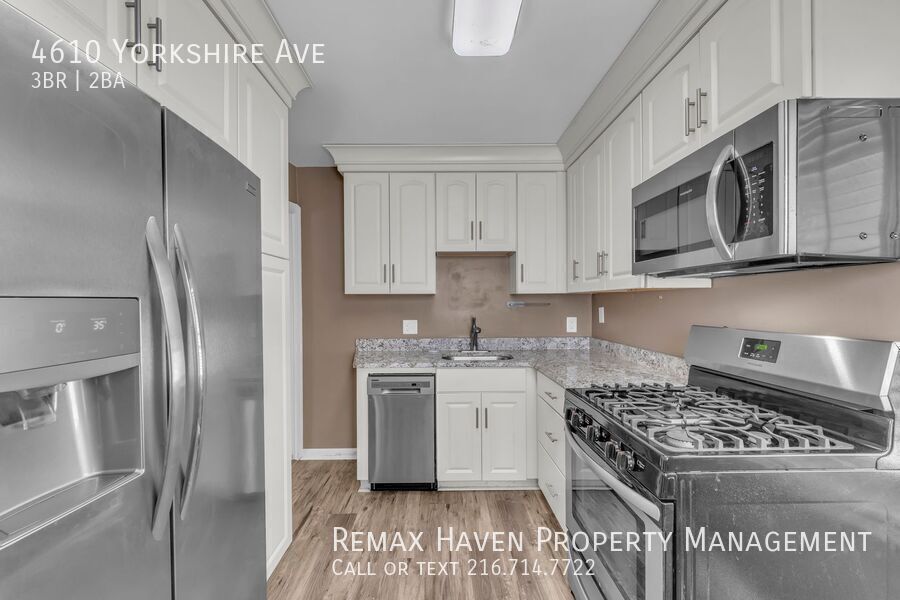 4610 Yorkshire Ave, Parma - Spacious 3-bed 2 -bath single-family home! property image