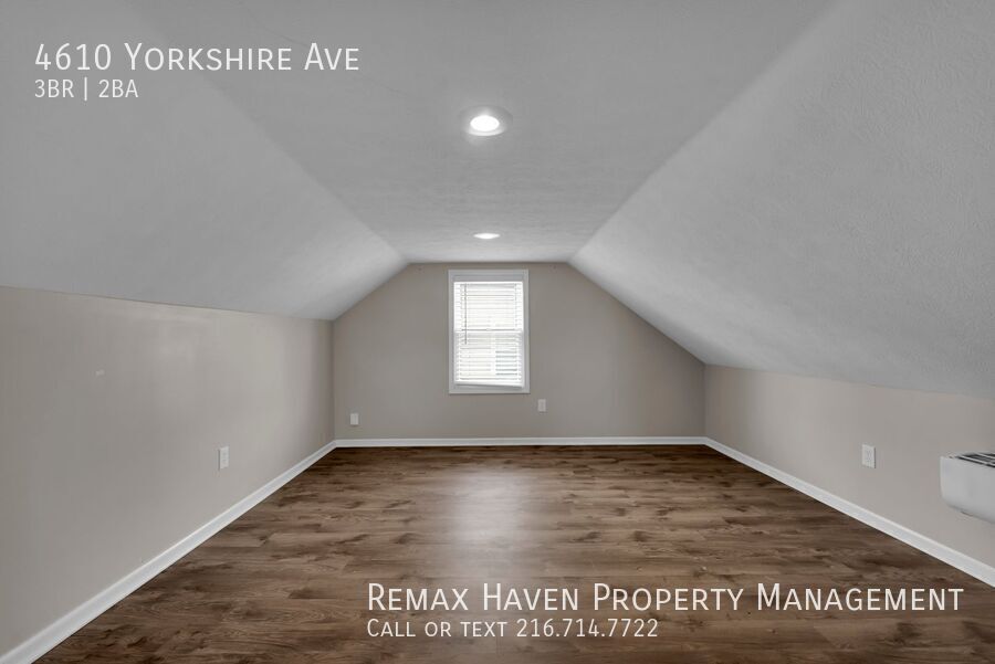 4610 Yorkshire Ave, Parma - Spacious 3-bed 2 -bath single-family home! property image