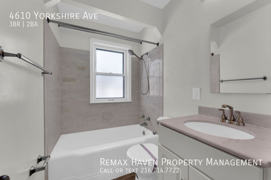 4610 Yorkshire Ave, Parma - Spacious 3-bed 2 -bath single-family home! property image