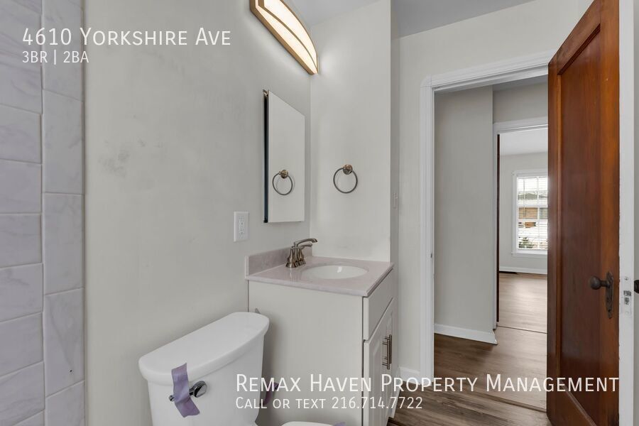 4610 Yorkshire Ave, Parma - Spacious 3-bed 2 -bath single-family home! property image