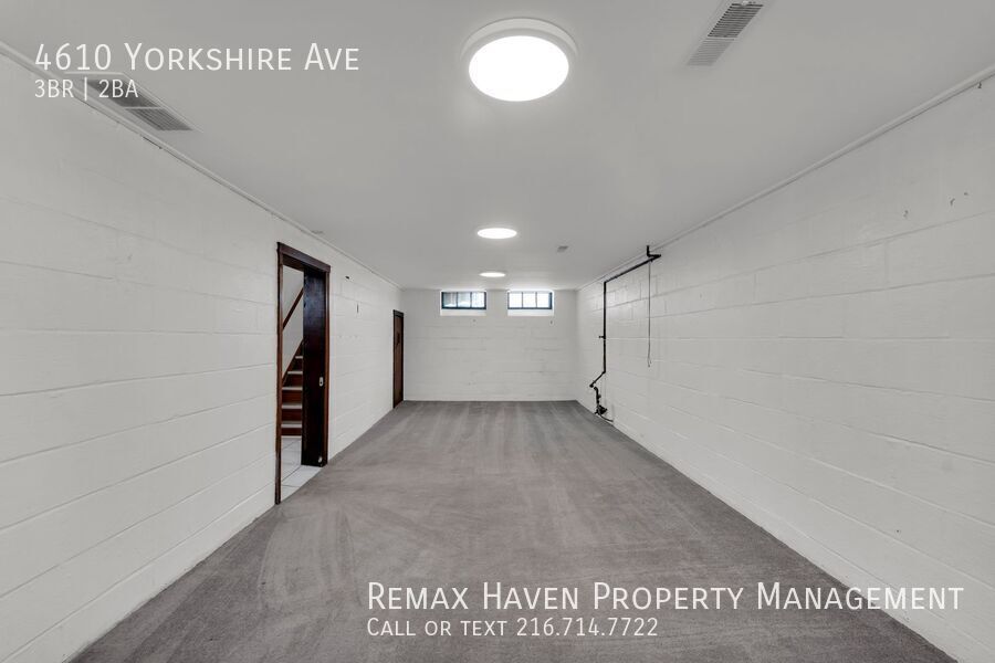 4610 Yorkshire Ave, Parma - Spacious 3-bed 2 -bath single-family home! property image