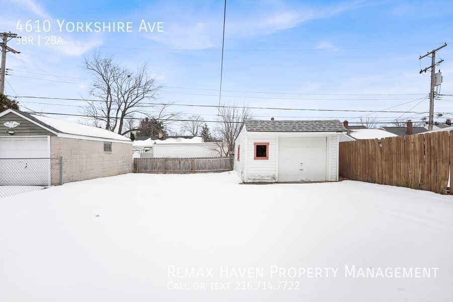4610 Yorkshire Ave, Parma - Spacious 3-bed 2 -bath single-family home! property image