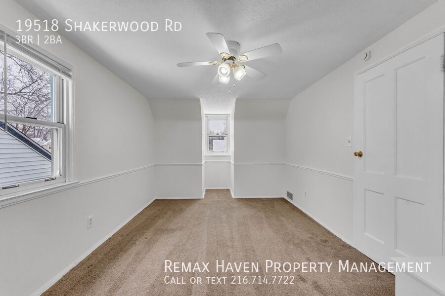 19518 Shakerwood Rd, Warrensville Heights - Spacious 3 - bed 1.5 - bath single-family home! property image