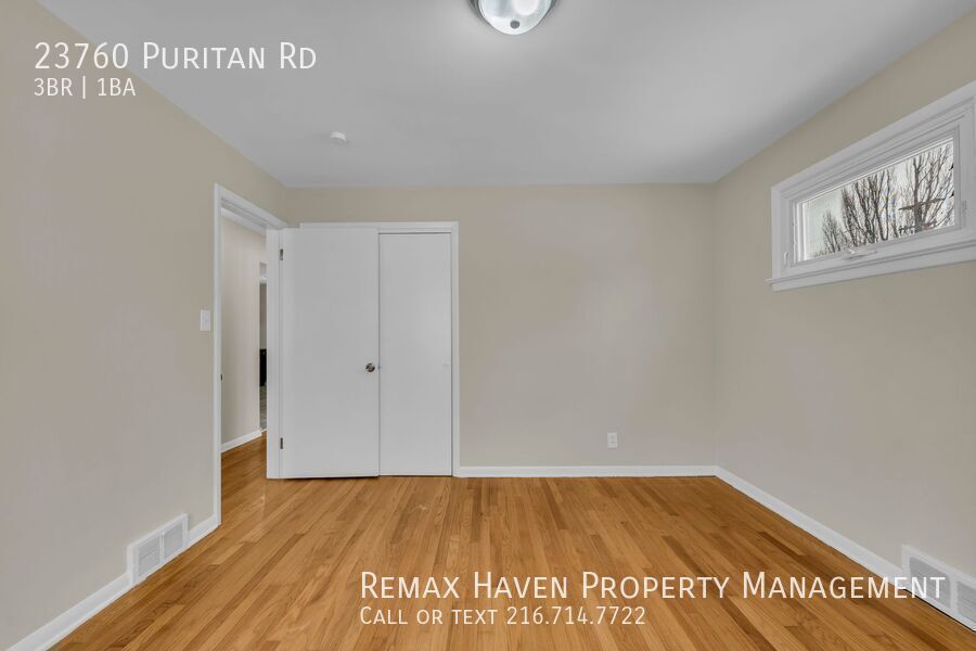 23760 Puritan Rd, Euclid - Spacious 3- bed 1- bath single-family home! property image